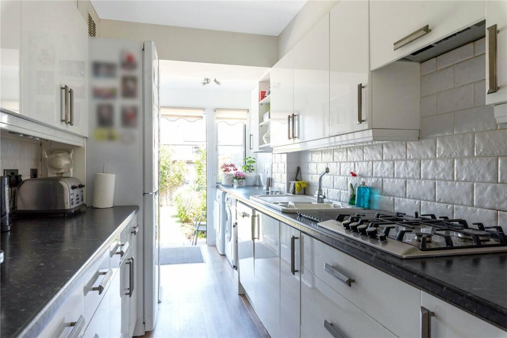 Additional image 10 of Ruskin Walk, Bromley, BR2