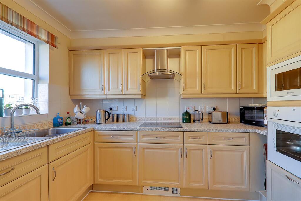 Additional image 4 of Wordsworth Road, Worthing