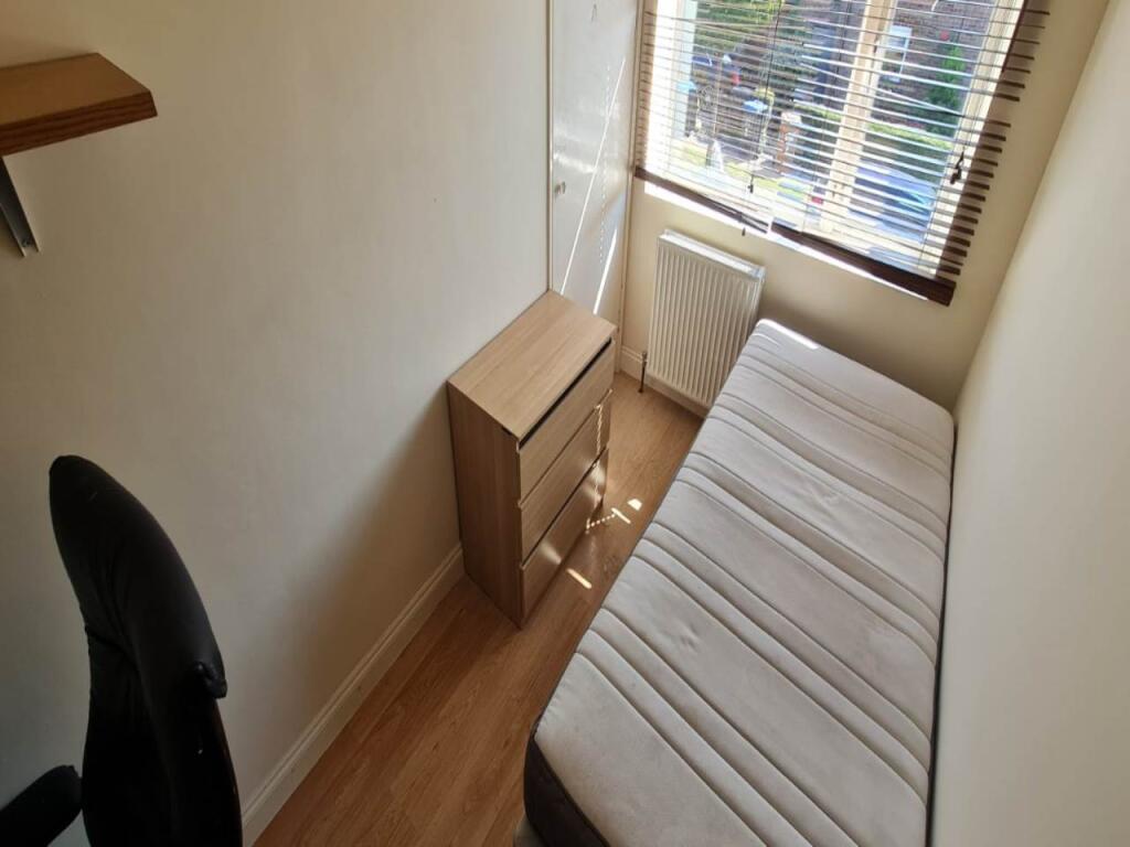 Additional image 4 of Meadowcroft, Hatfield, Hertfordshire