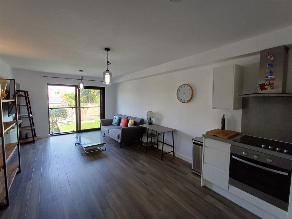 Additional image 12 of 16 South Coast Road, Peacehaven