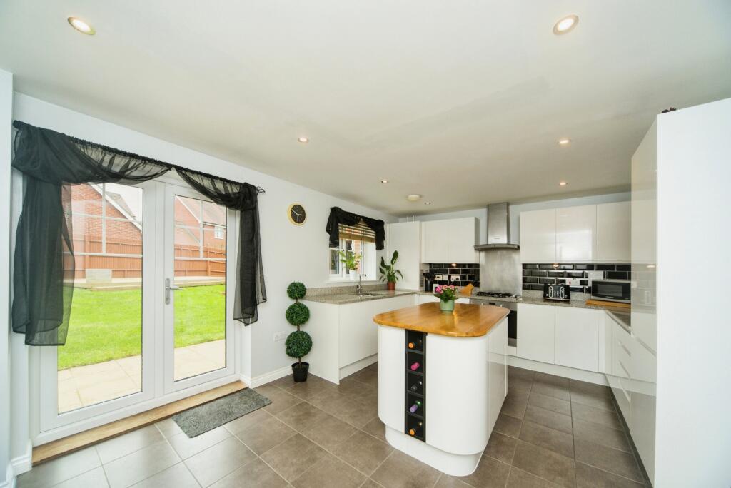 Additional image 38 of Berkley Avenue, Hailsham, BN27