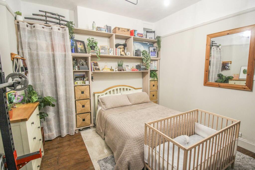 Additional image 7 of Clarence Road North - Victorian Flat