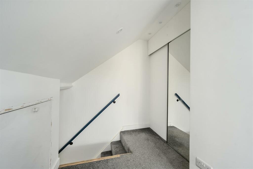 Additional image 7 of Weavers Lane, Henfield