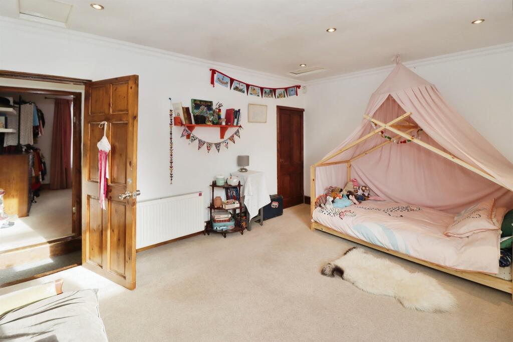 Additional image 9 of Two Mile Hill Road, Bristol