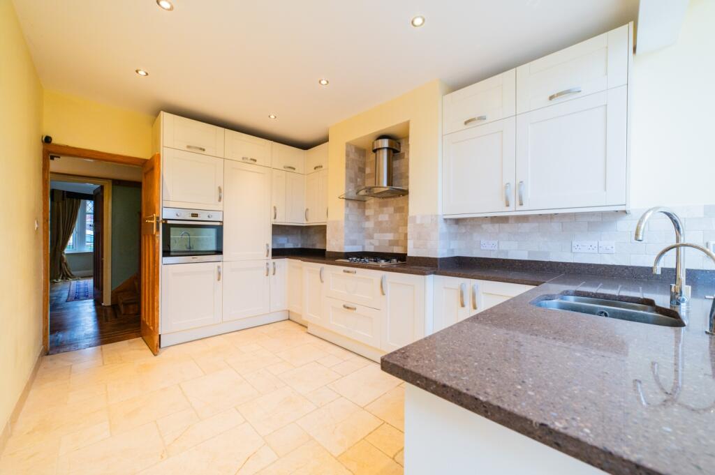 Additional image 19 of Earl's Court Road, Penylan