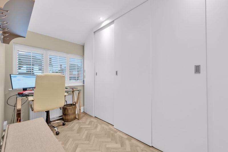 Additional image 17 of Woodlea Drive, Bromley