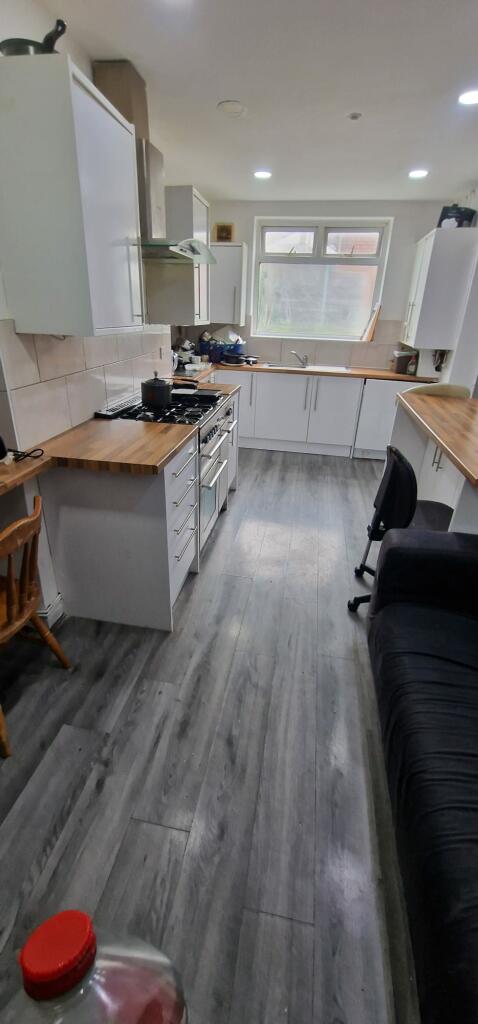 Additional image 9 of LLANTRISANT STREET