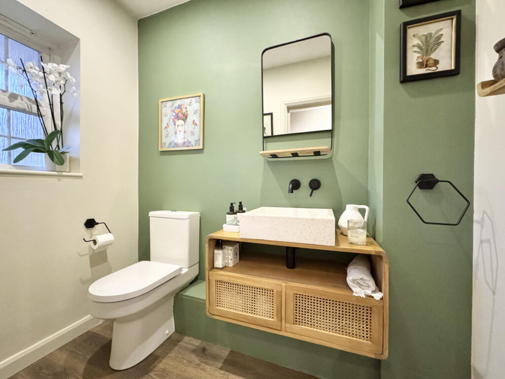 Additional image 9 of Azalea Close, Napsbury Park, St. Albans