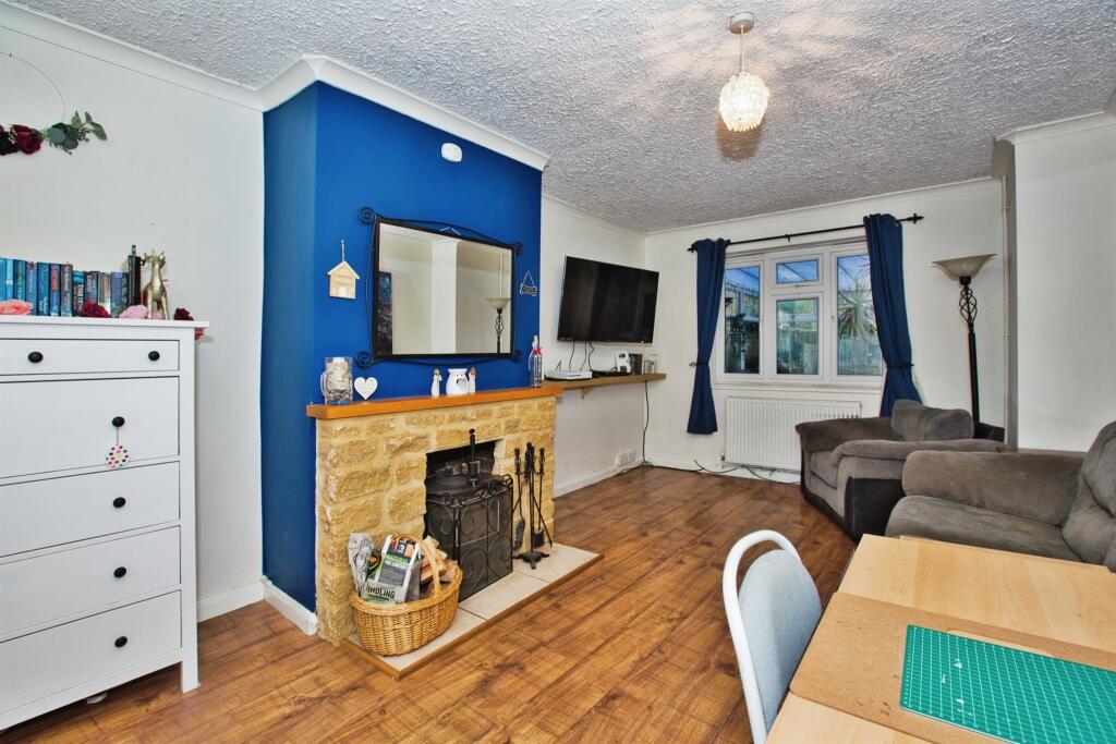 Additional image 18 of Hillcrest Road, YEOVIL