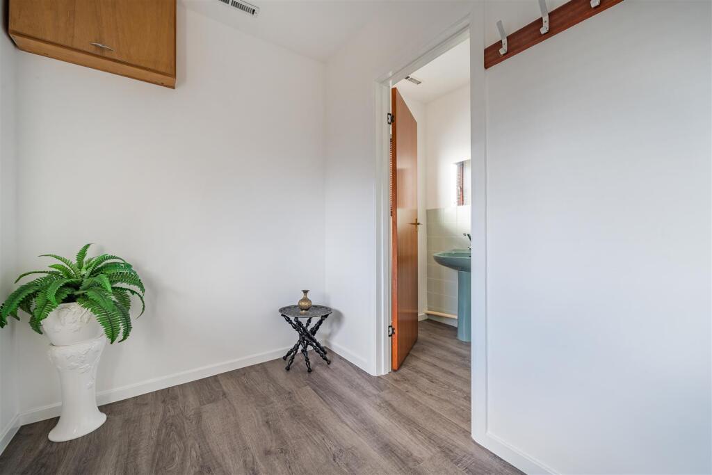 Additional image 6 of Holmrook