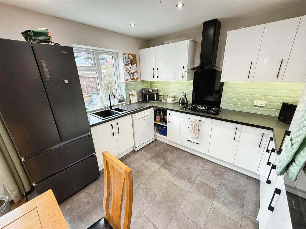 Additional image 7 of Hill View Road, Bidford-on-Avon, Alcester