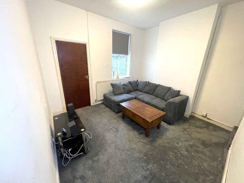 Additional image 4 of Eva Road, B18