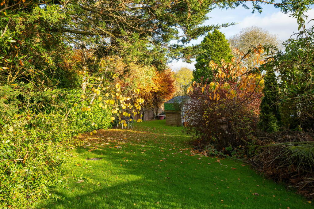 Additional image 12 of Duddenhoe End