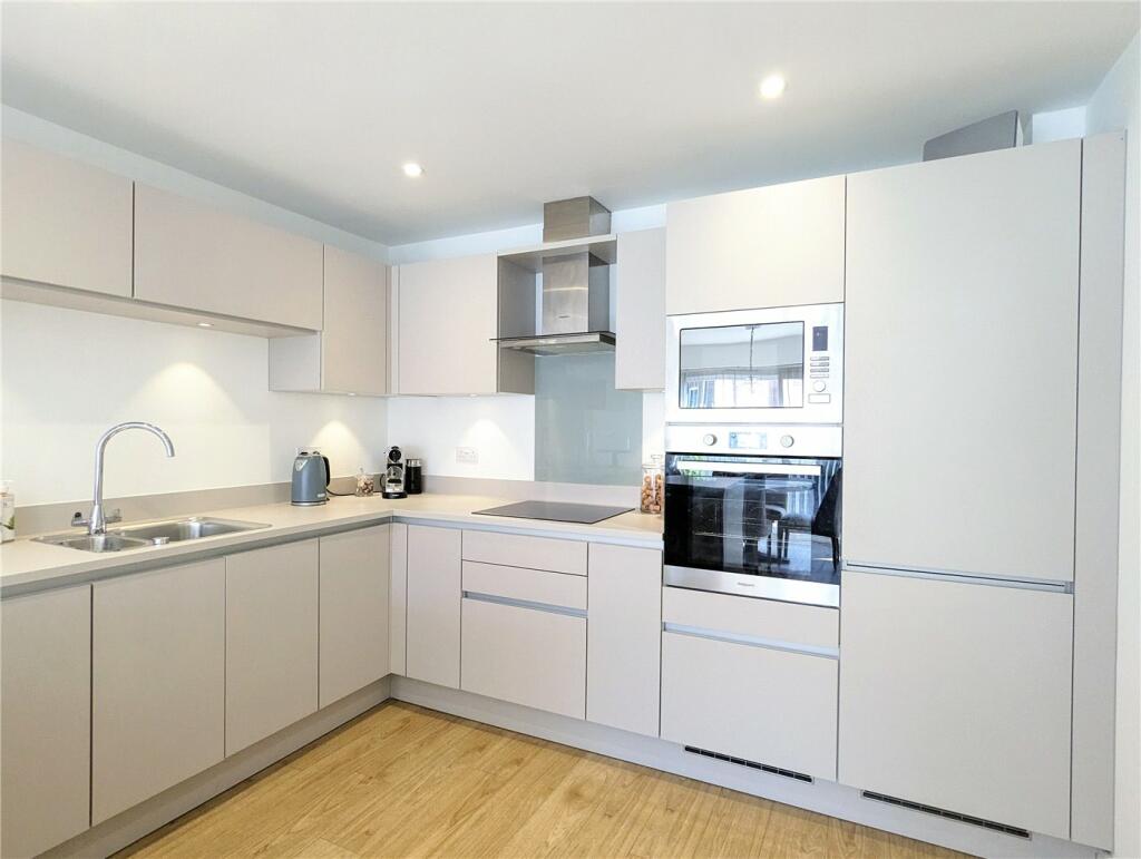 Additional image 11 of Parkstone Avenue, Lower Parkstone, Poole, BH14