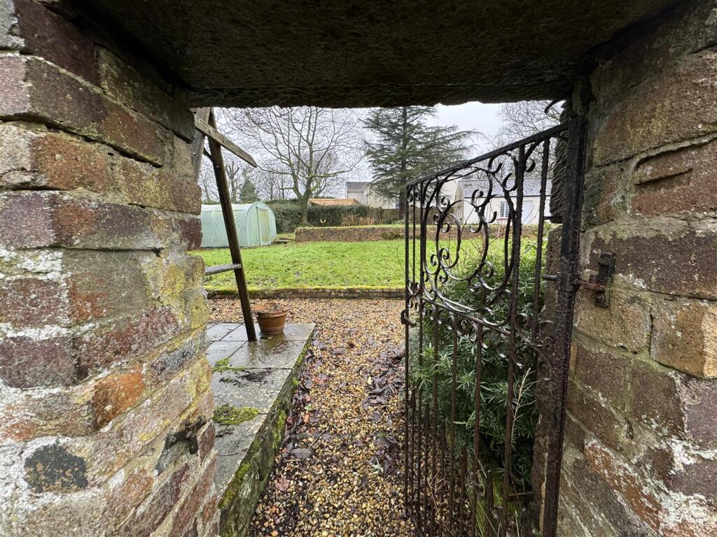 Additional image 41 of Woodend