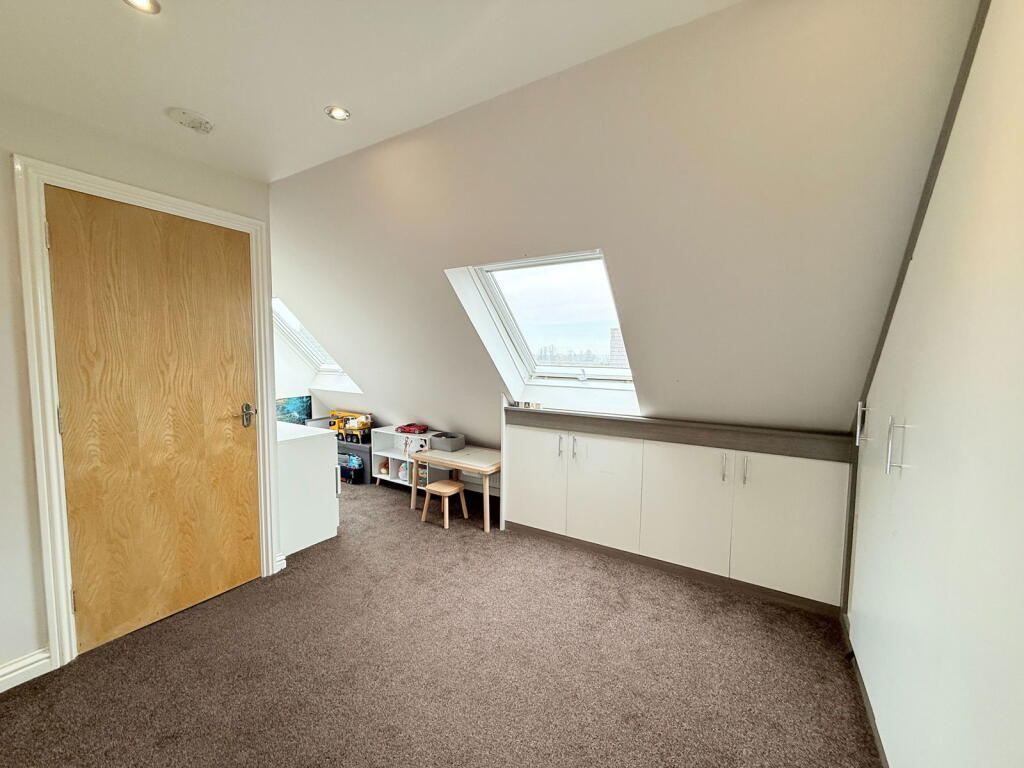 Additional image 29 of Sandy Hill Rise, Shirley