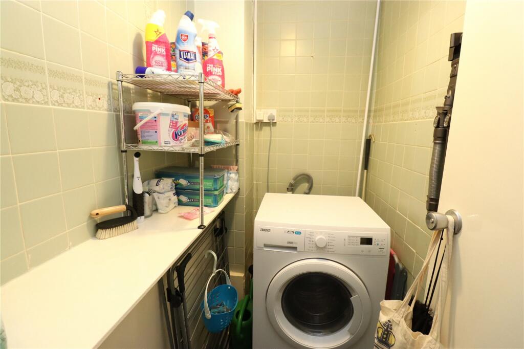 Additional image 9 of Janred Court, Sea Road, Barton On Sea, Hampshire, BH25