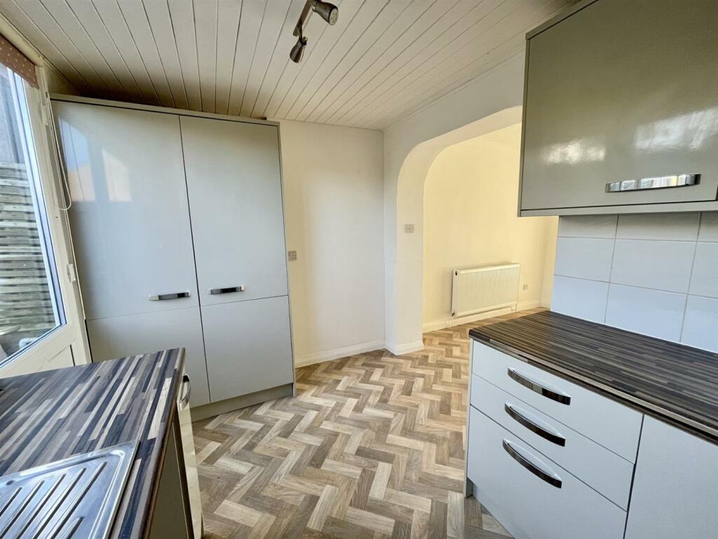 Additional image 9 of Iford Close, Denton