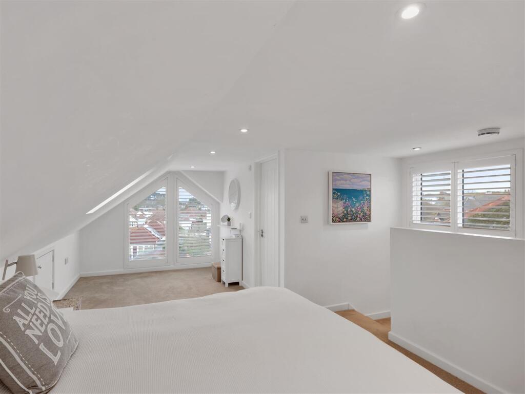 Additional image 28 of Iford Lane, Tuckton