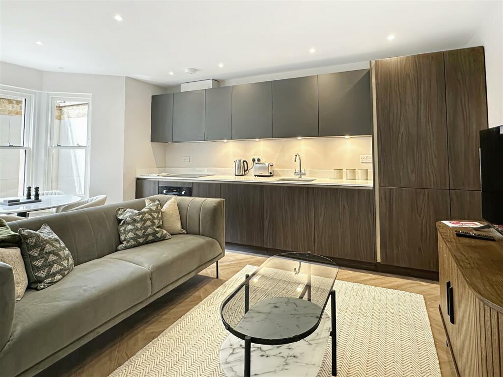 Additional image 12 of Warkworth Street, Cambridge