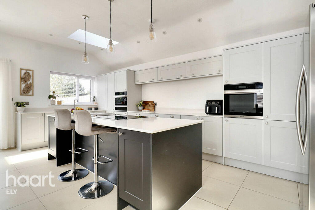 Additional image 4 of Lynn Road, Chettisham