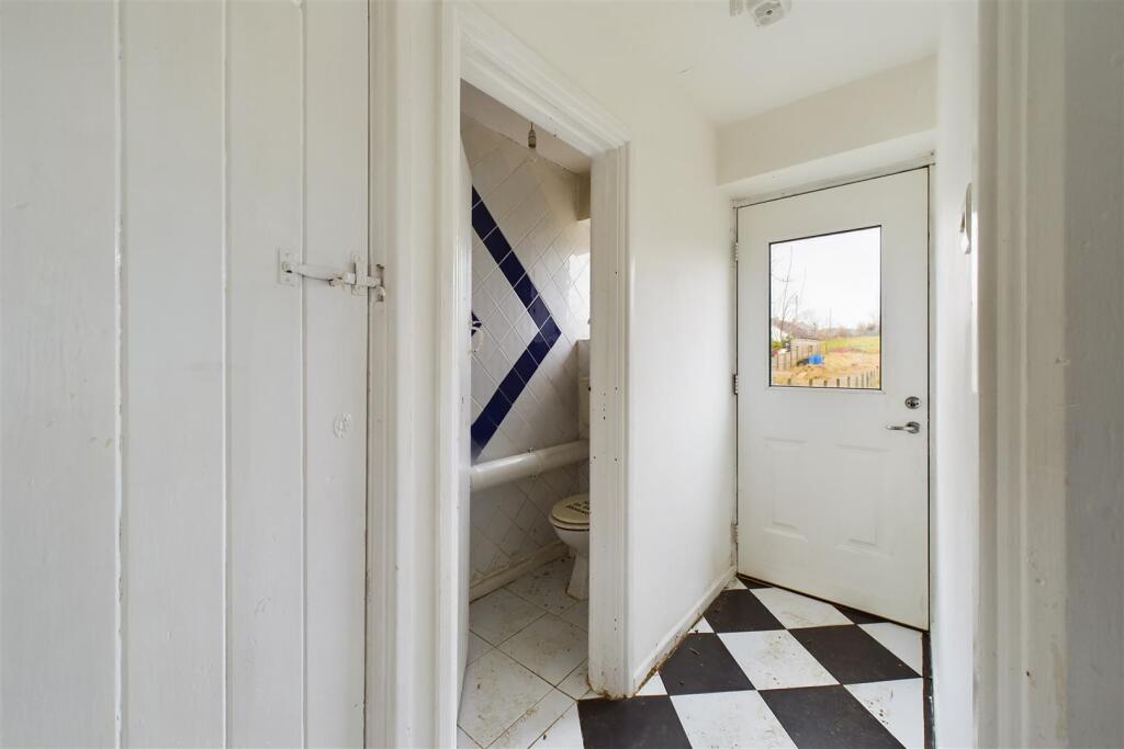Additional image 11 of UPDATING | LARGE GARDEN | SHEPTON MALLET