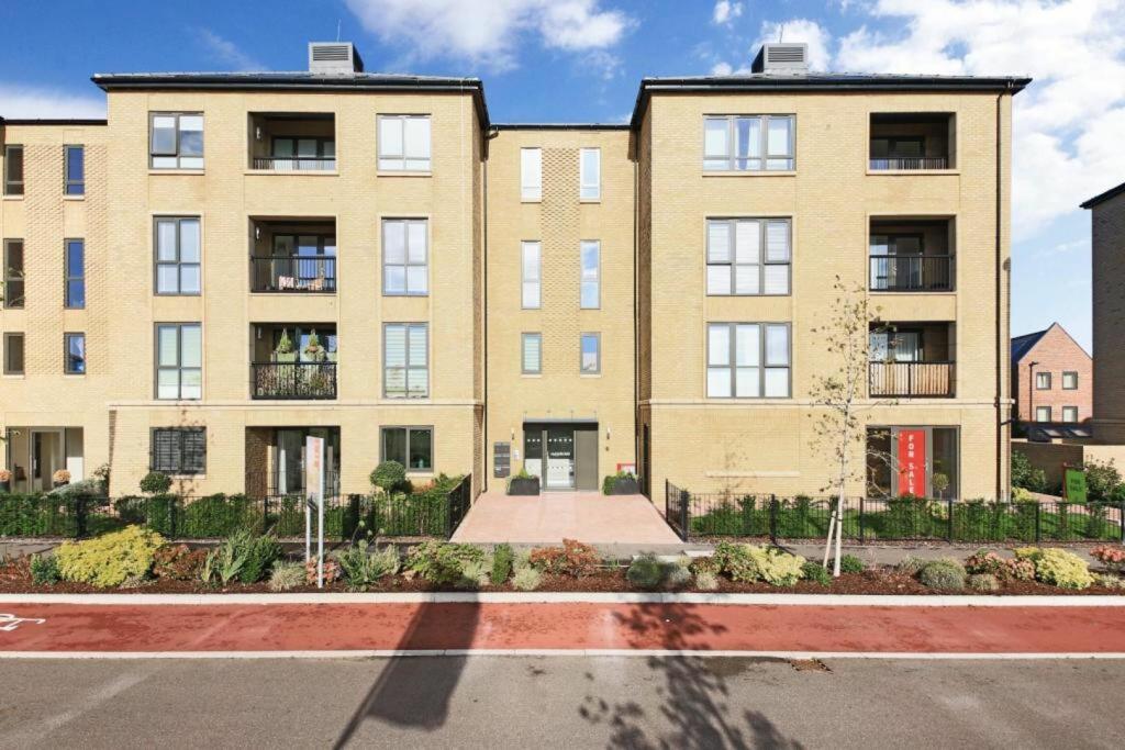 Primary image of Lawrence Weaver Road, Cambridge, CB3