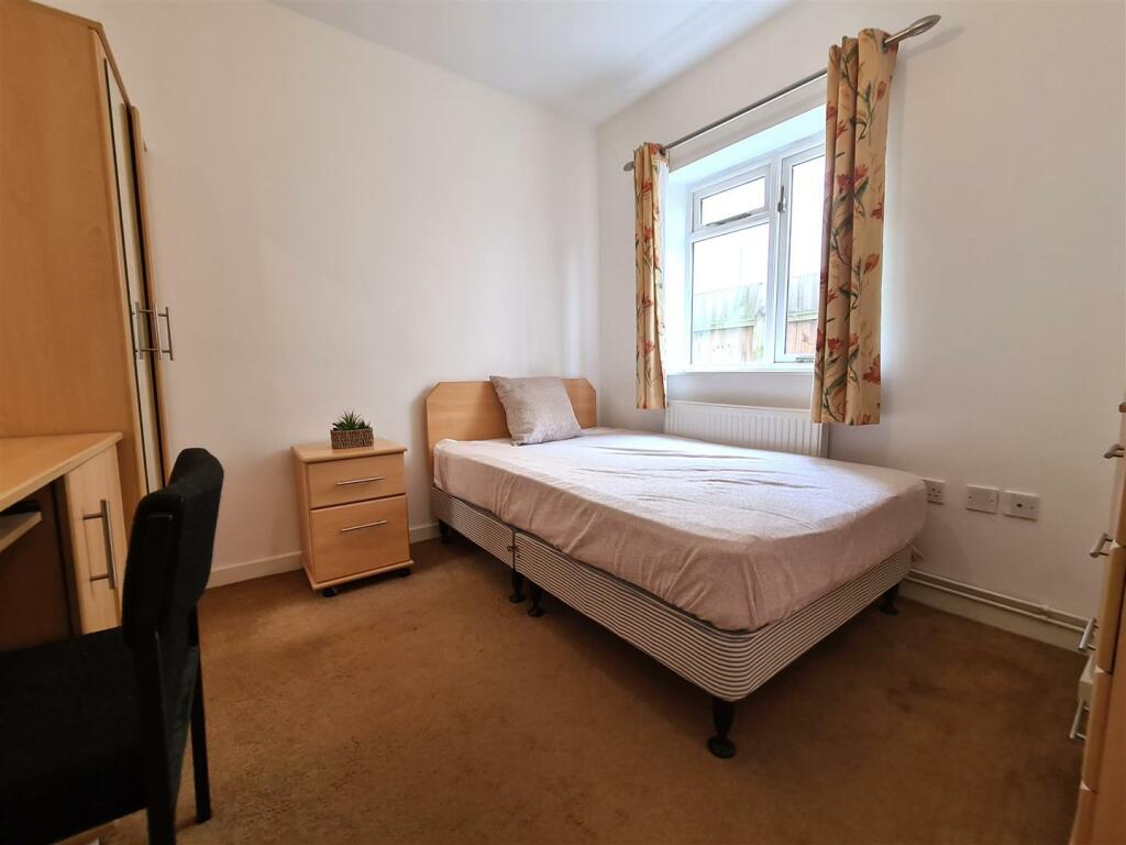 Additional image 5 of 48 Elizabeth Way, Cambridge, CB4 1EE