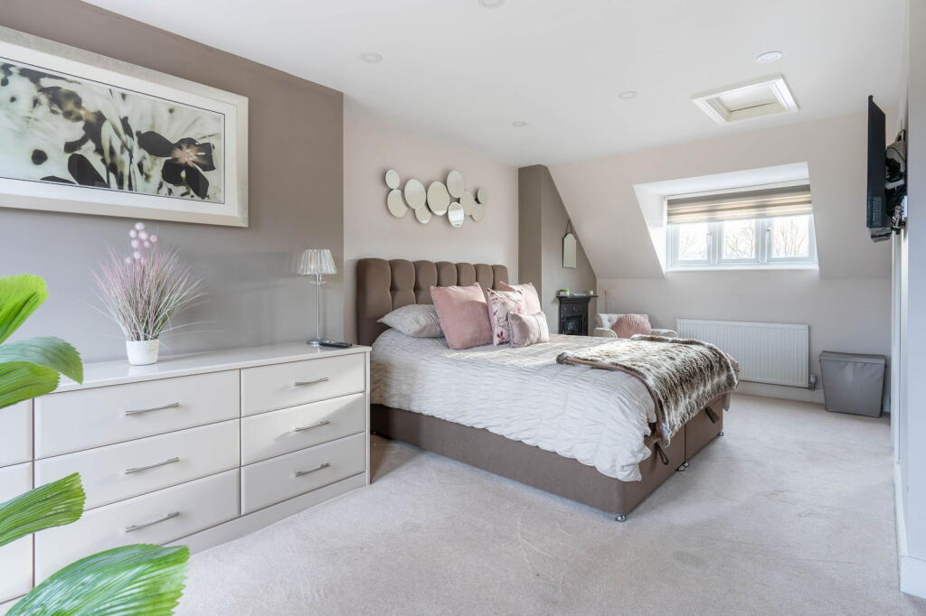 Additional image 15 of Sandhills Lane, Barnt Green, B45 8NU