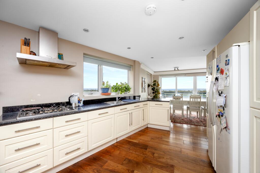 Additional image 4 of 26 The Esplanade Telscombe Cliffs Peacehaven BN10 7EY