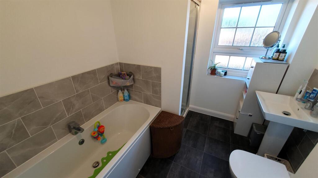 Additional image 20 of Neville Gardens