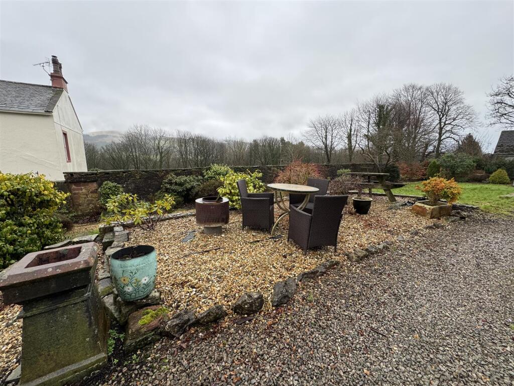 Additional image 33 of Woodend