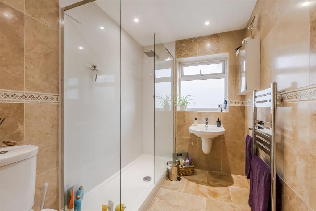 Additional image 11 of Worlds End Lane, Green Street Green