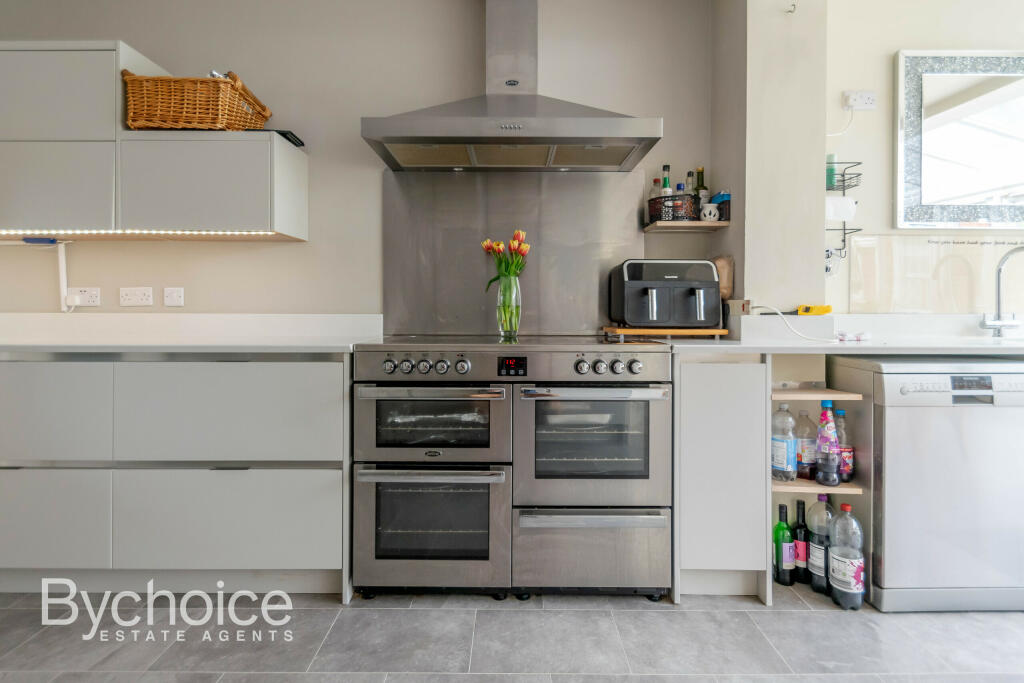 Additional image 4 of Melbourne, Hundon Road