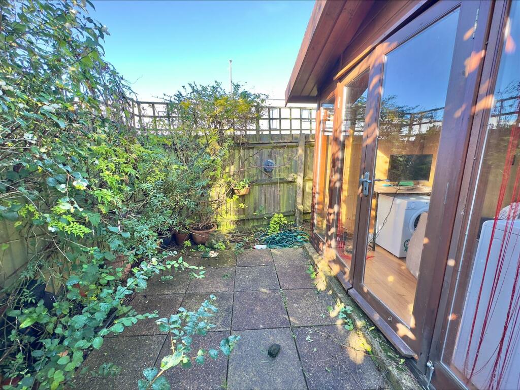 Additional image 13 of Swannee Close, Peacehaven