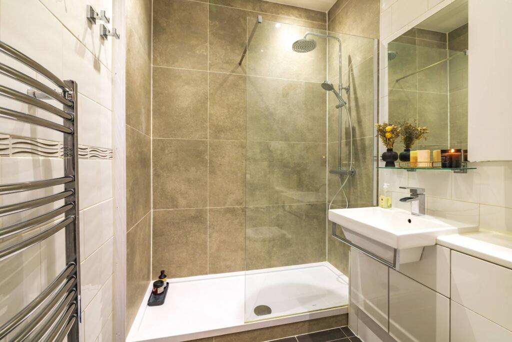 Additional image 5 of Flat F, 24 Albyn Grove, Aberdeen, AB10 6SQ