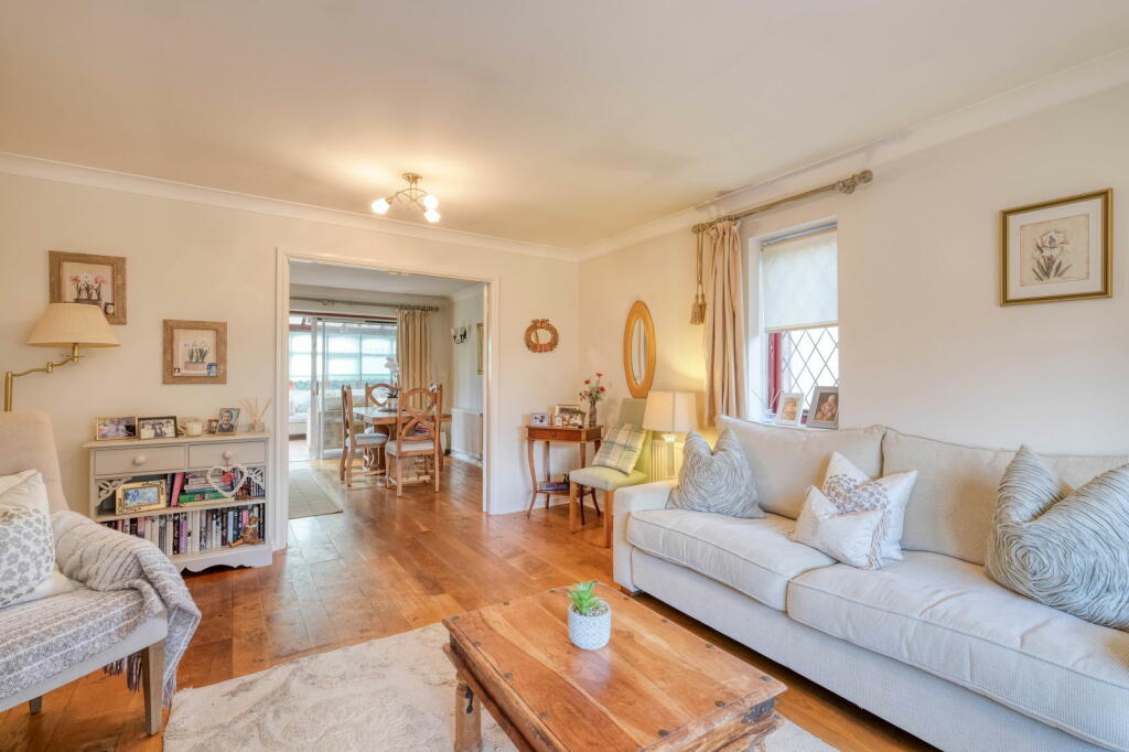 Additional image 4 of Deanscroft Drive, Lickey End, Bromsgrove, B60 1GH