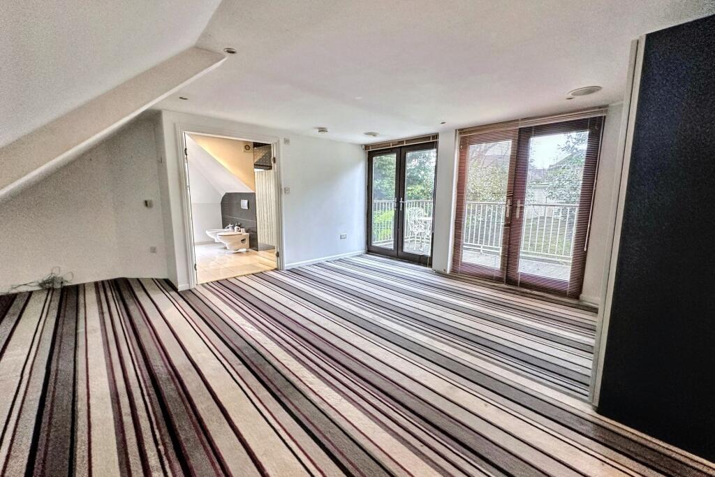 Additional image 7 of Kinson