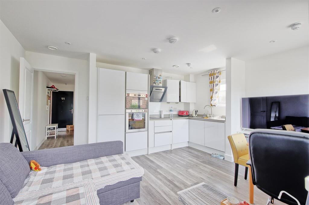 Additional image 2 of Newmarket Road, Cambridge