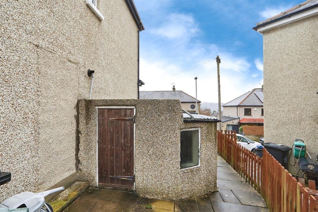 Additional image 16 of Lindisfarne Road, Shipley