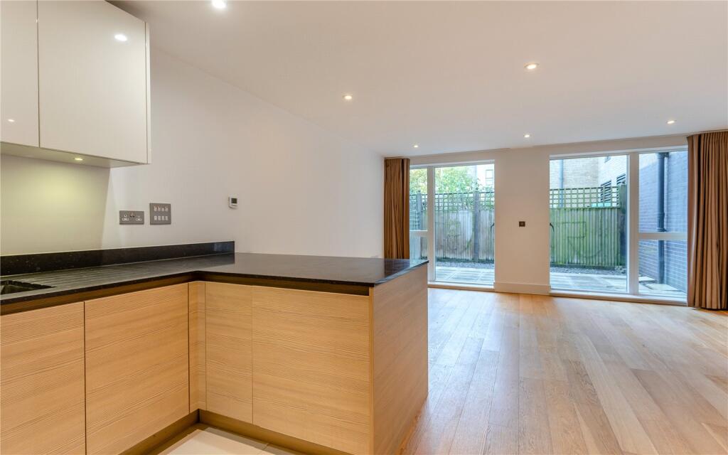 Additional image 5 of Kingsley Walk, Cambridge, Cambridgeshire, CB5