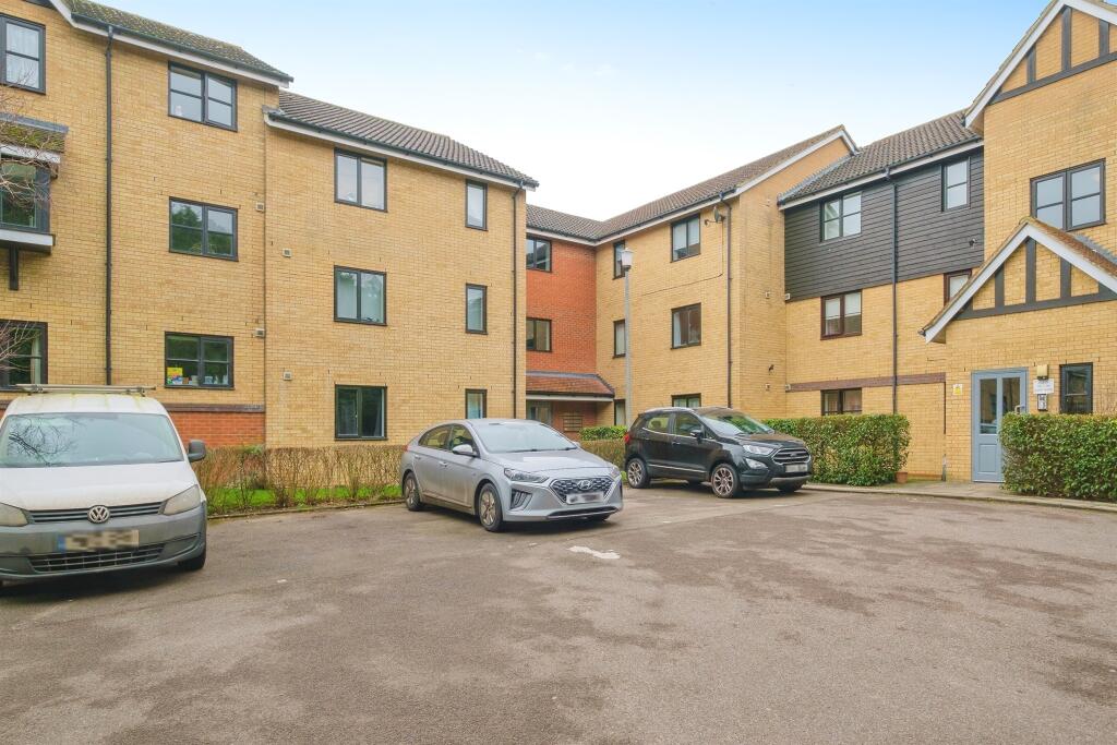 Additional image 12 of Horn Book, SAFFRON WALDEN