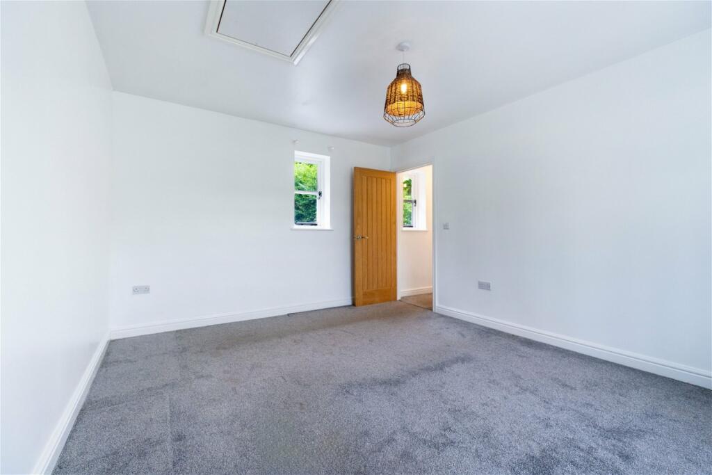 Additional image 32 of Main Road, Gwaelod-y-Garth, Cardiff, CF15 9HJ