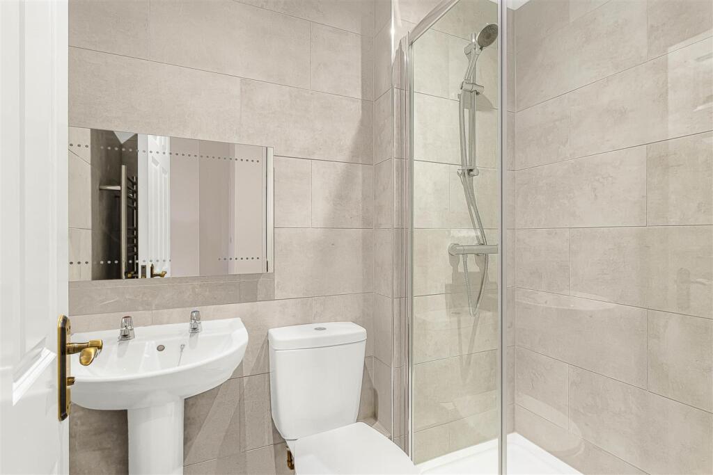 Additional image 4 of High Street, Newmarket