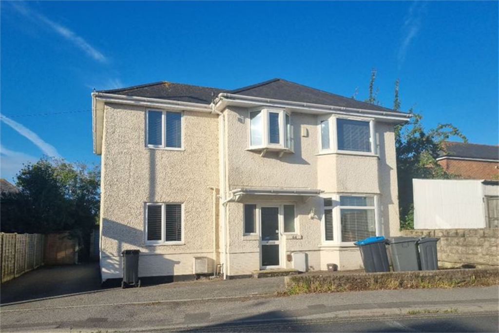 Additional image 24 of 8 bedroom Detached House in Winton