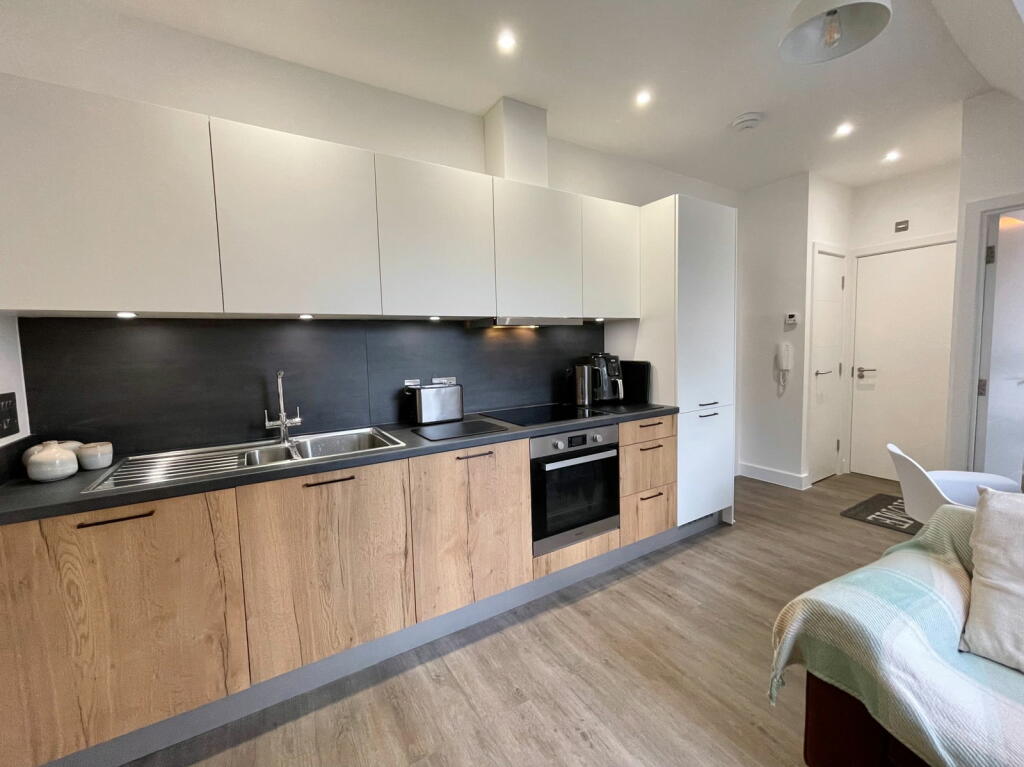 Additional image 4 of Royal House, Princes Gate, Homer Road, Solihull