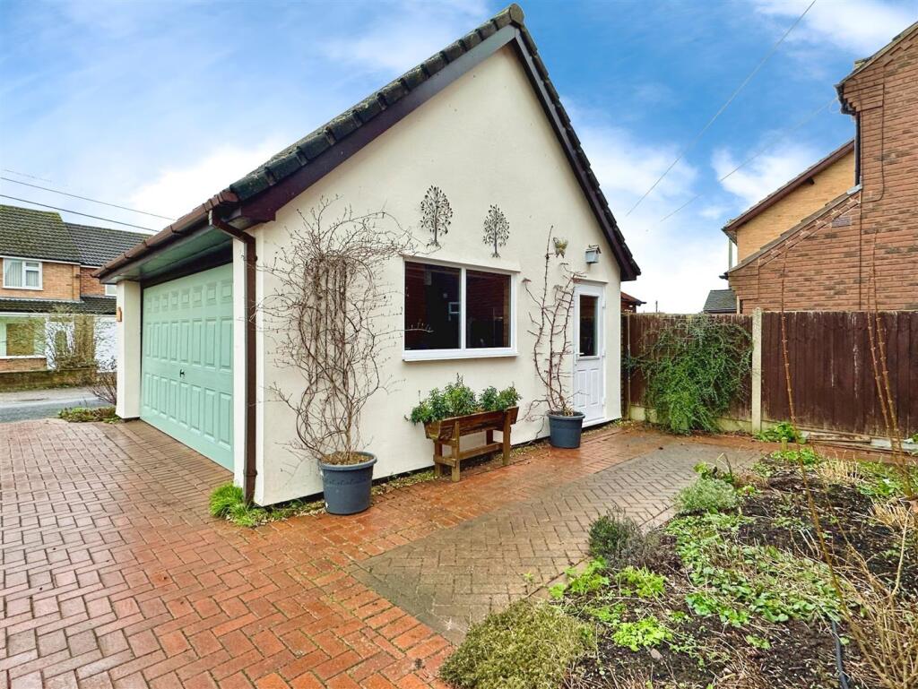 Additional image 31 of Holt Gardens, Studley