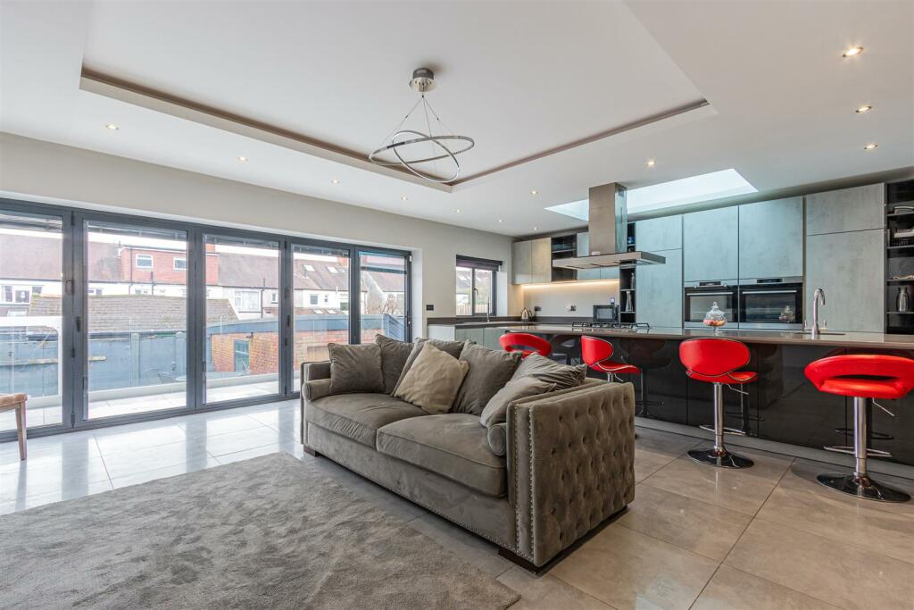 Additional image 29 of Colchester Avenue, Penylan, Cardiff