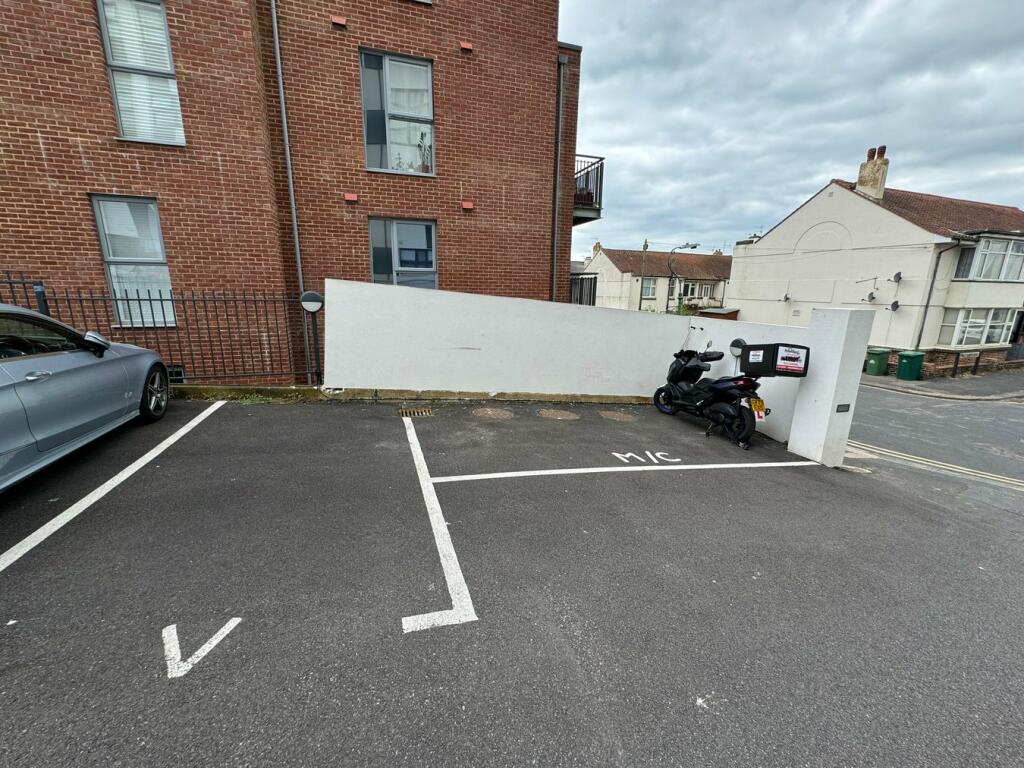 Additional image 15 of School Road, Hove, BN3