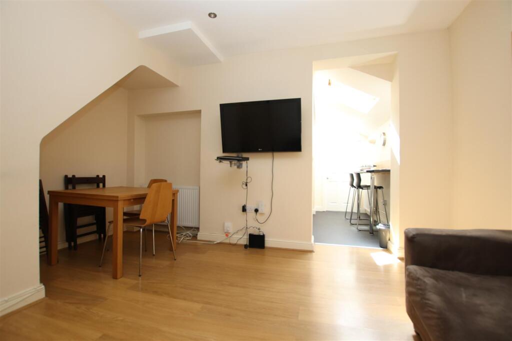 Additional image 11 of St. Kildas Road, Bath